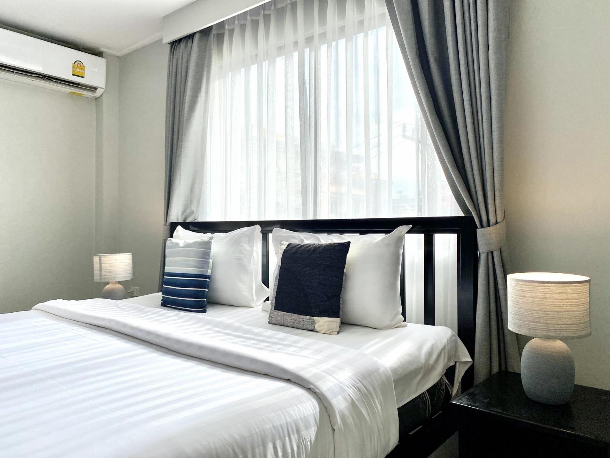 Beachwalk Minotel Patong Ngoại thất bức ảnh