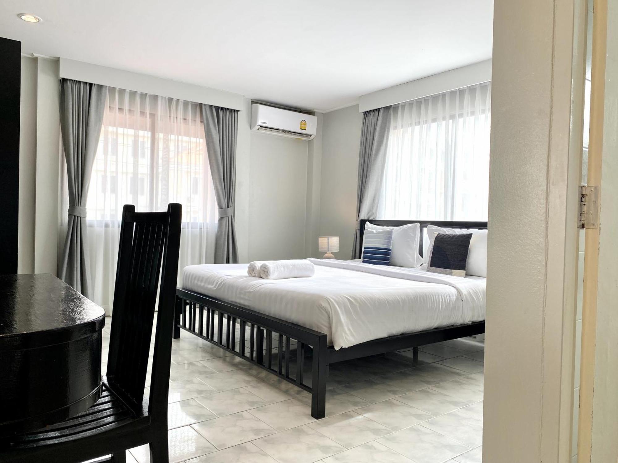 Beachwalk Minotel Patong Ngoại thất bức ảnh